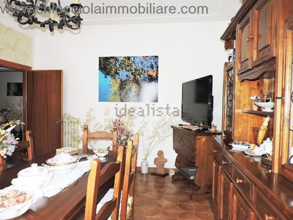 appartamento in vendita a Pomarance in zona Larderello