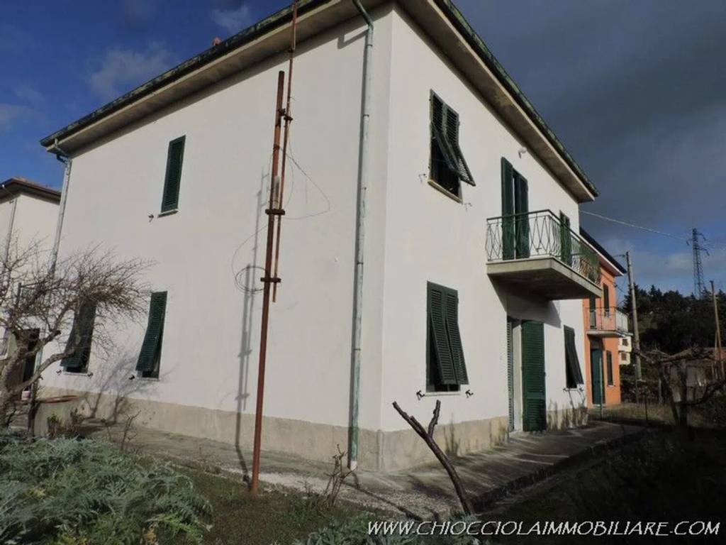 casa indipendente in vendita a Pomarance in zona Montecerboli