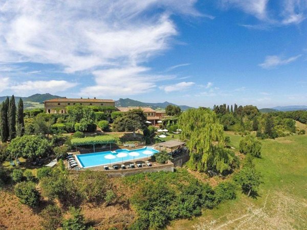casa indipendente in vendita a Pomarance