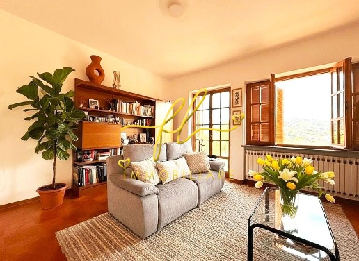 casa indipendente in vendita a Pomarance in zona Montecerboli