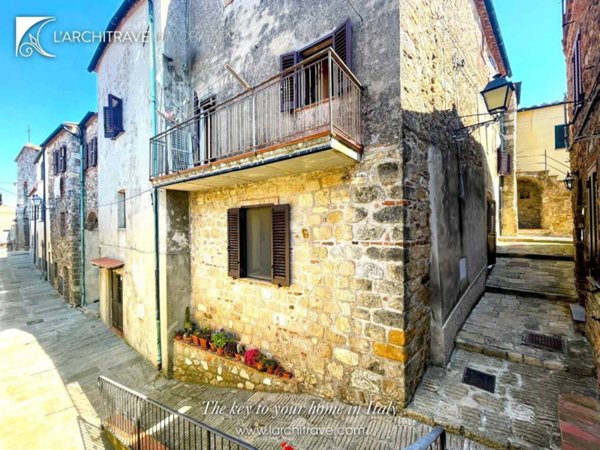 casa indipendente in vendita a Pomarance