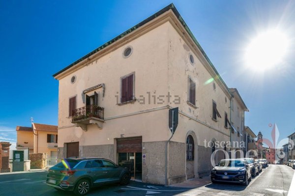 casa indipendente in vendita a Pomarance