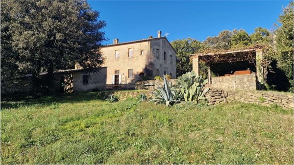 casale in vendita a Pomarance