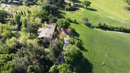 casa indipendente in vendita a Pomarance