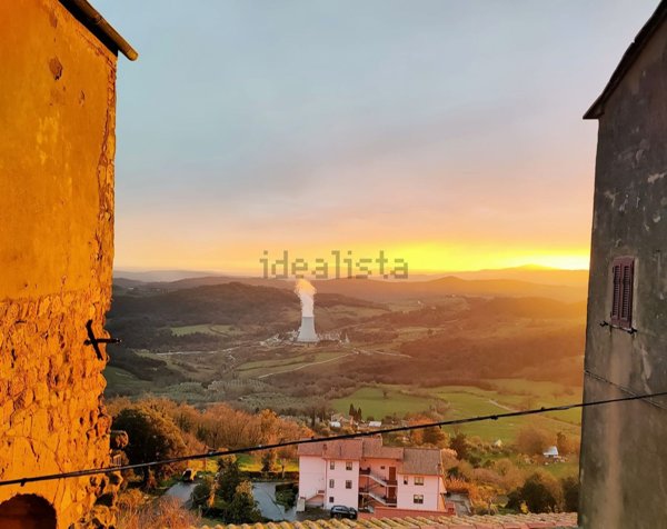 appartamento in vendita a Pomarance in zona Serrazzano