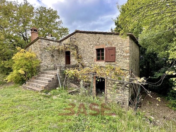 casa indipendente in vendita a Pomarance in zona Micciano