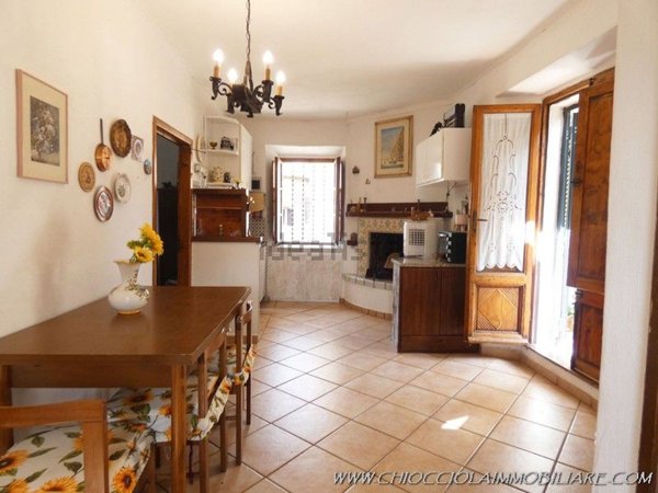 appartamento in vendita a Pomarance in zona Montecerboli