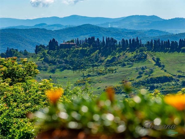 casa indipendente in vendita a Pomarance