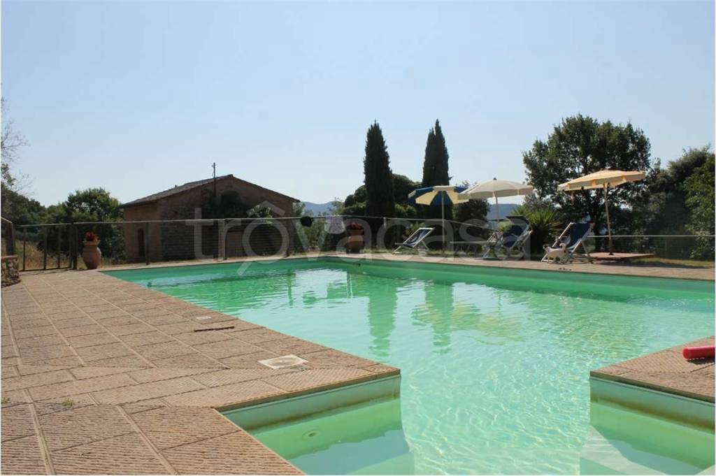 casa indipendente in vendita a Pomarance