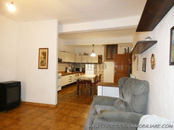 casa indipendente in vendita a Pomarance