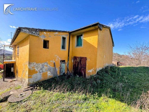 casa indipendente in vendita a Pomarance