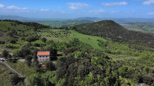 casa indipendente in vendita a Pomarance in zona Montecerboli