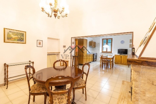 casa indipendente in vendita a Pomarance