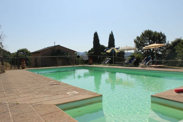 casale in vendita a Pomarance