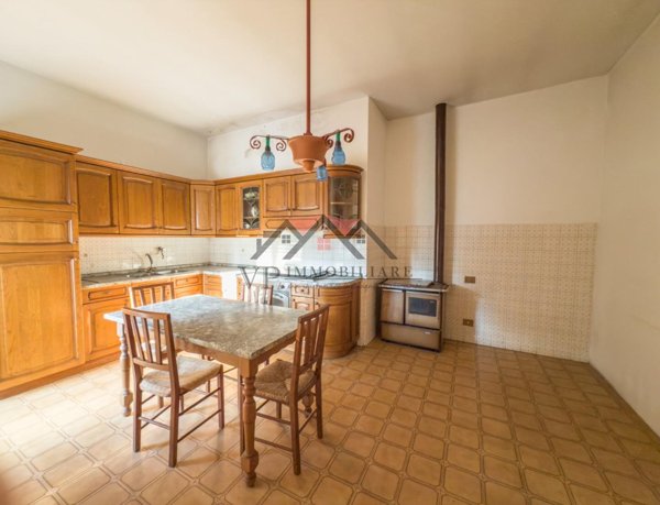 casa indipendente in vendita a Pomarance