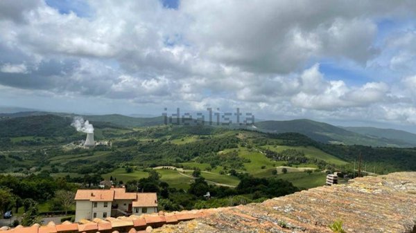 casa indipendente in vendita a Pomarance in zona Serrazzano