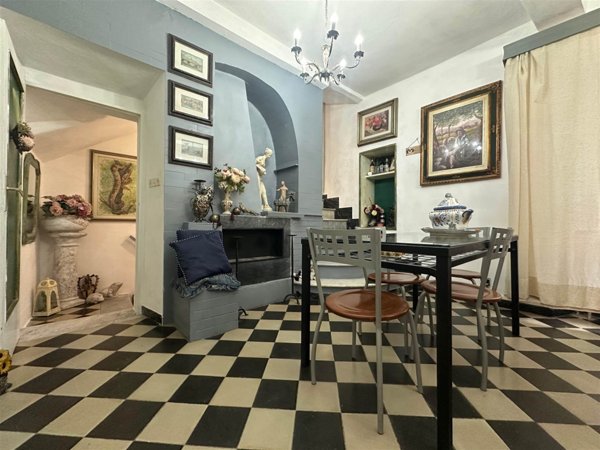 appartamento in vendita a Pomarance in zona Larderello