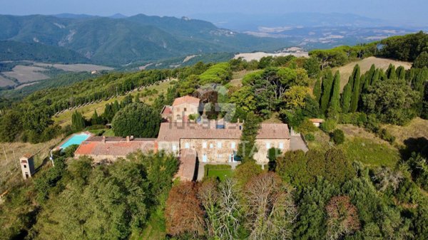 casale in vendita a Pomarance