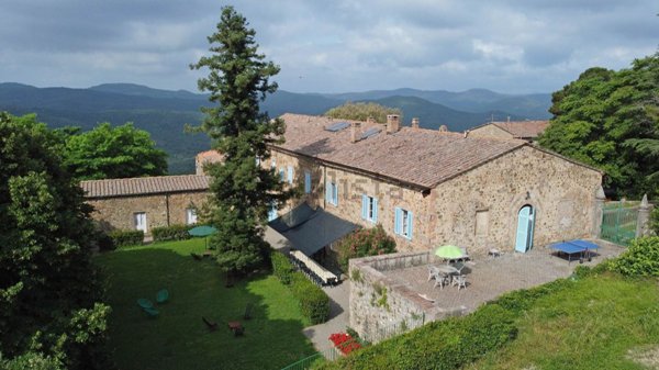 casale in vendita a Pomarance