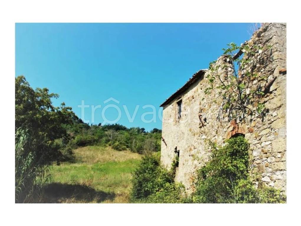 casa indipendente in vendita a Pomarance