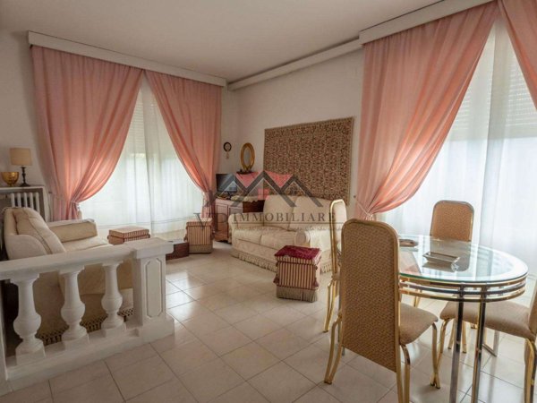 appartamento in vendita a Pomarance in zona Larderello