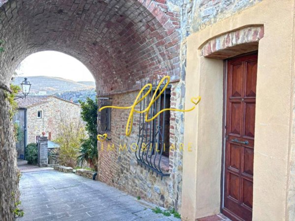 appartamento in vendita a Pomarance in zona Montecerboli