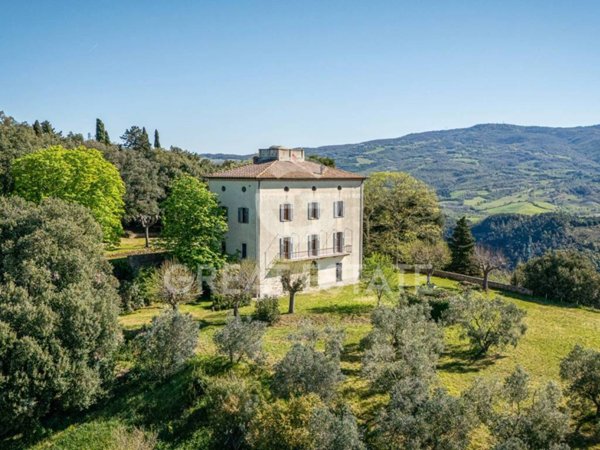 villa in vendita a Pomarance