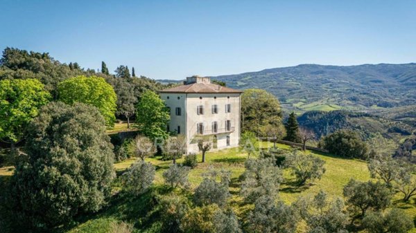 villa in vendita a Pomarance