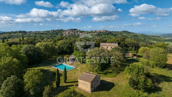 casale in vendita a Pomarance