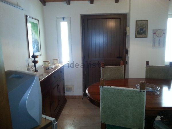 appartamento in vendita a Pomarance in zona Serrazzano