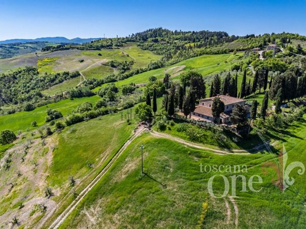 casa indipendente in vendita a Pomarance