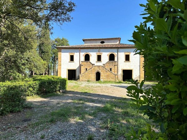 villa in vendita a Pomarance