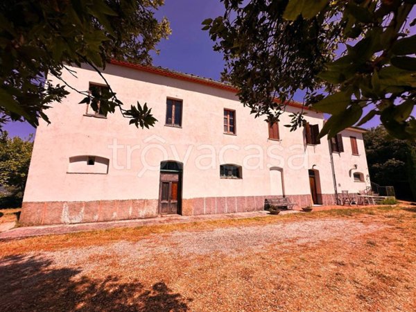 casa indipendente in vendita a Pomarance