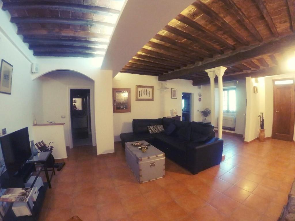 casa indipendente in vendita a Pomarance