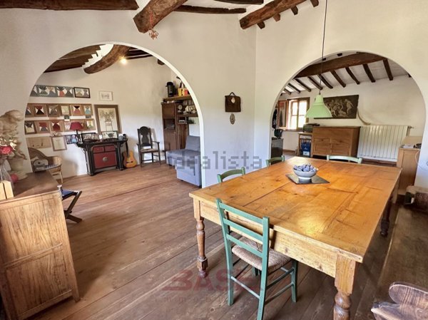 appartamento in vendita a Pomarance in zona Montecerboli