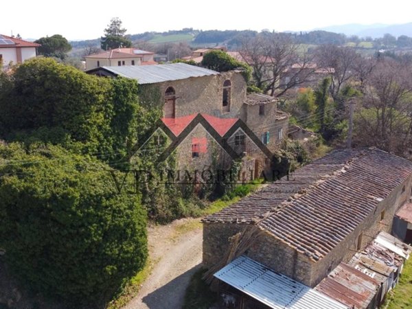 casa indipendente in vendita a Pomarance