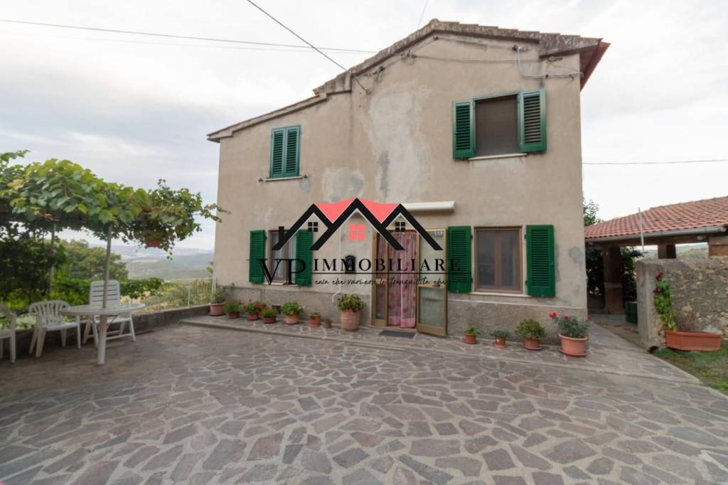 casa indipendente in vendita a Pomarance