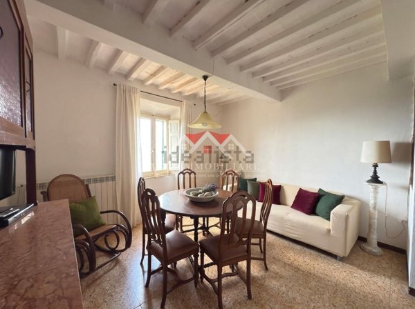 appartamento in vendita a Pomarance in zona Serrazzano