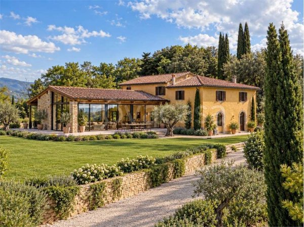 casa indipendente in vendita a Pomarance