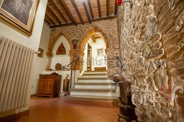 casa indipendente in vendita a Pomarance