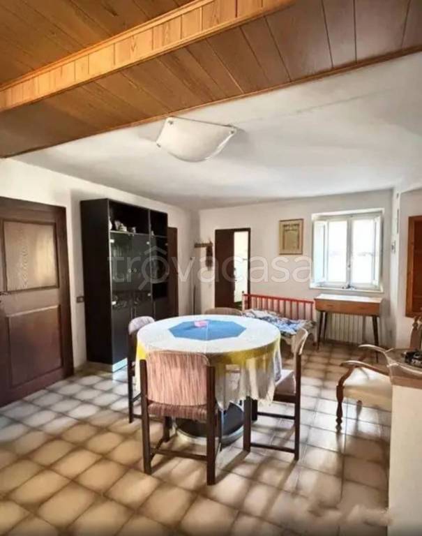 appartamento in vendita a Pomarance in zona Montecerboli