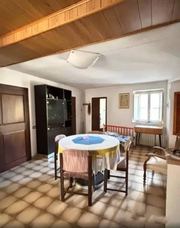 appartamento in vendita a Pomarance in zona Montecerboli