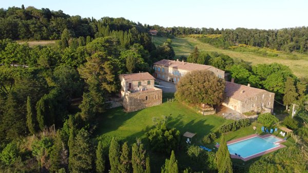 casa indipendente in vendita a Pomarance