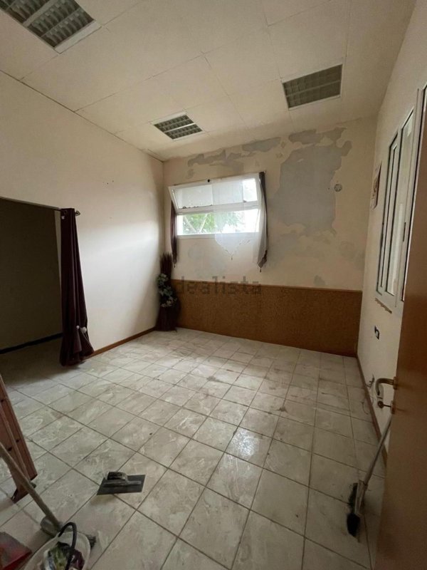 ufficio in vendita a Ponsacco