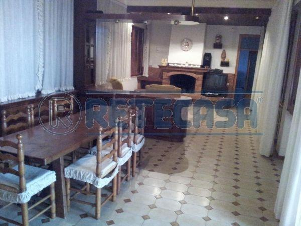 casa indipendente in vendita a Ponsacco