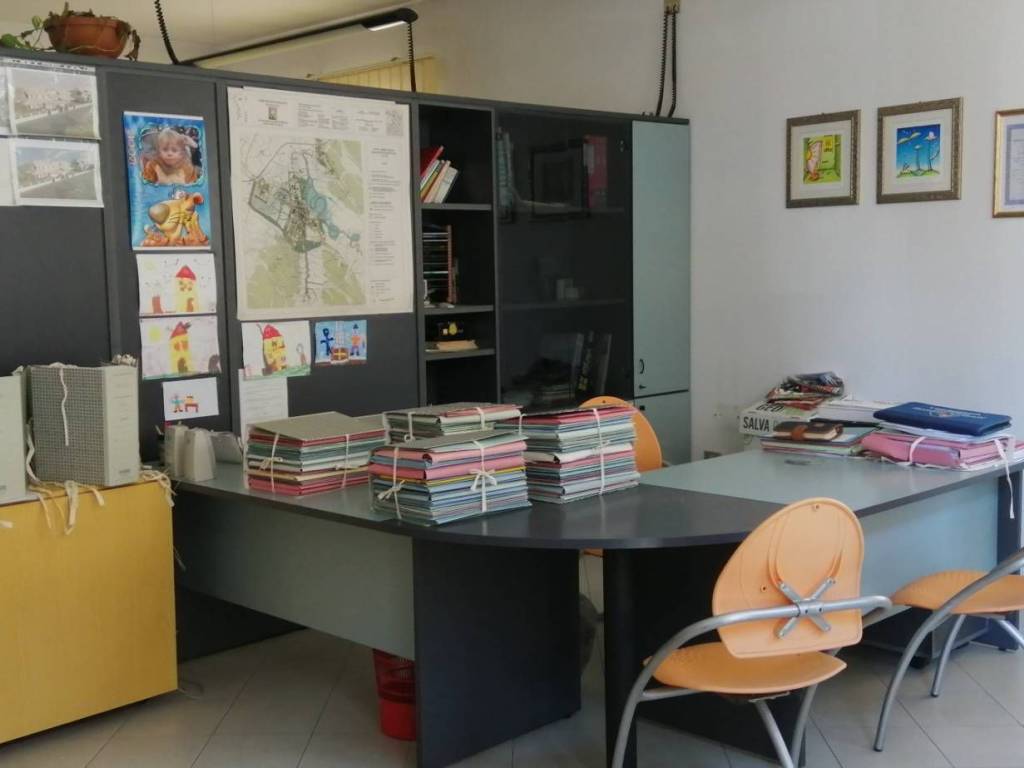 negozio in vendita a Ponsacco