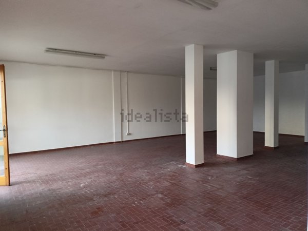 locale di sgombero in vendita a Ponsacco