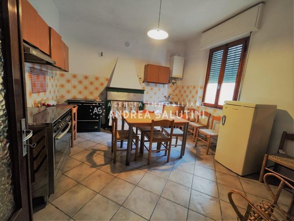 casa indipendente in vendita a Ponsacco