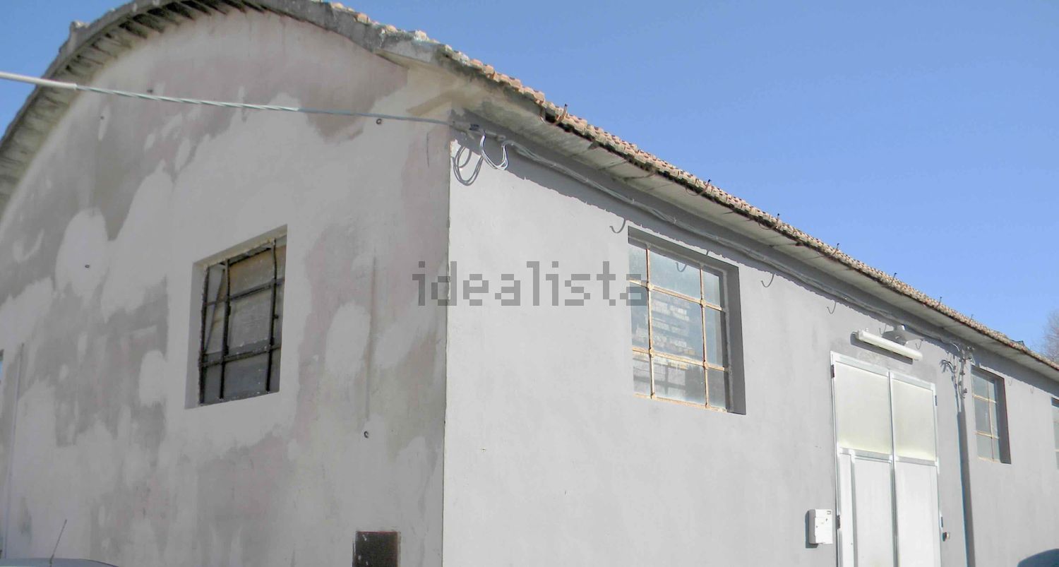 capannone in vendita a Ponsacco