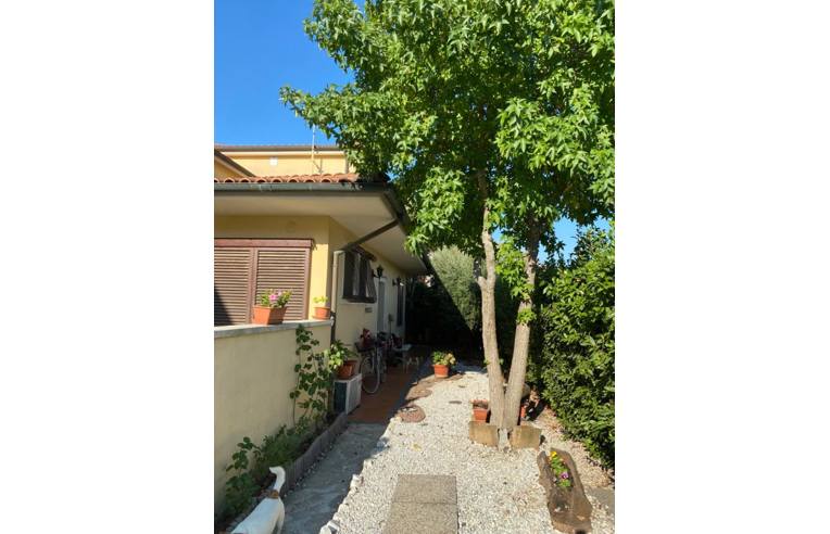 casa indipendente in vendita a Ponsacco
